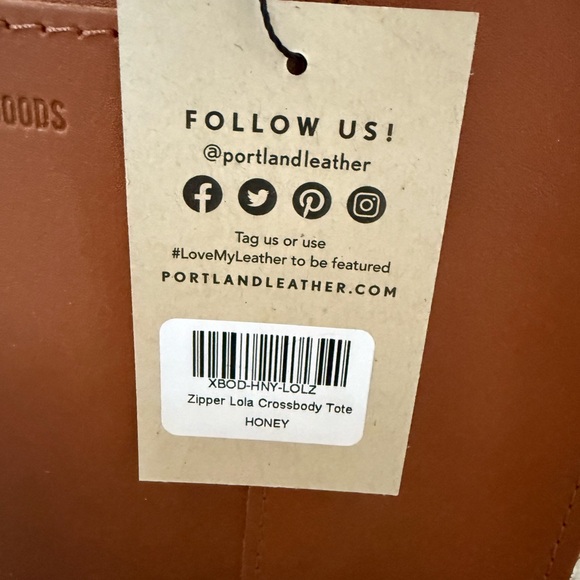 Portland Leather Tan Women's Tote - Picture 3 of 3